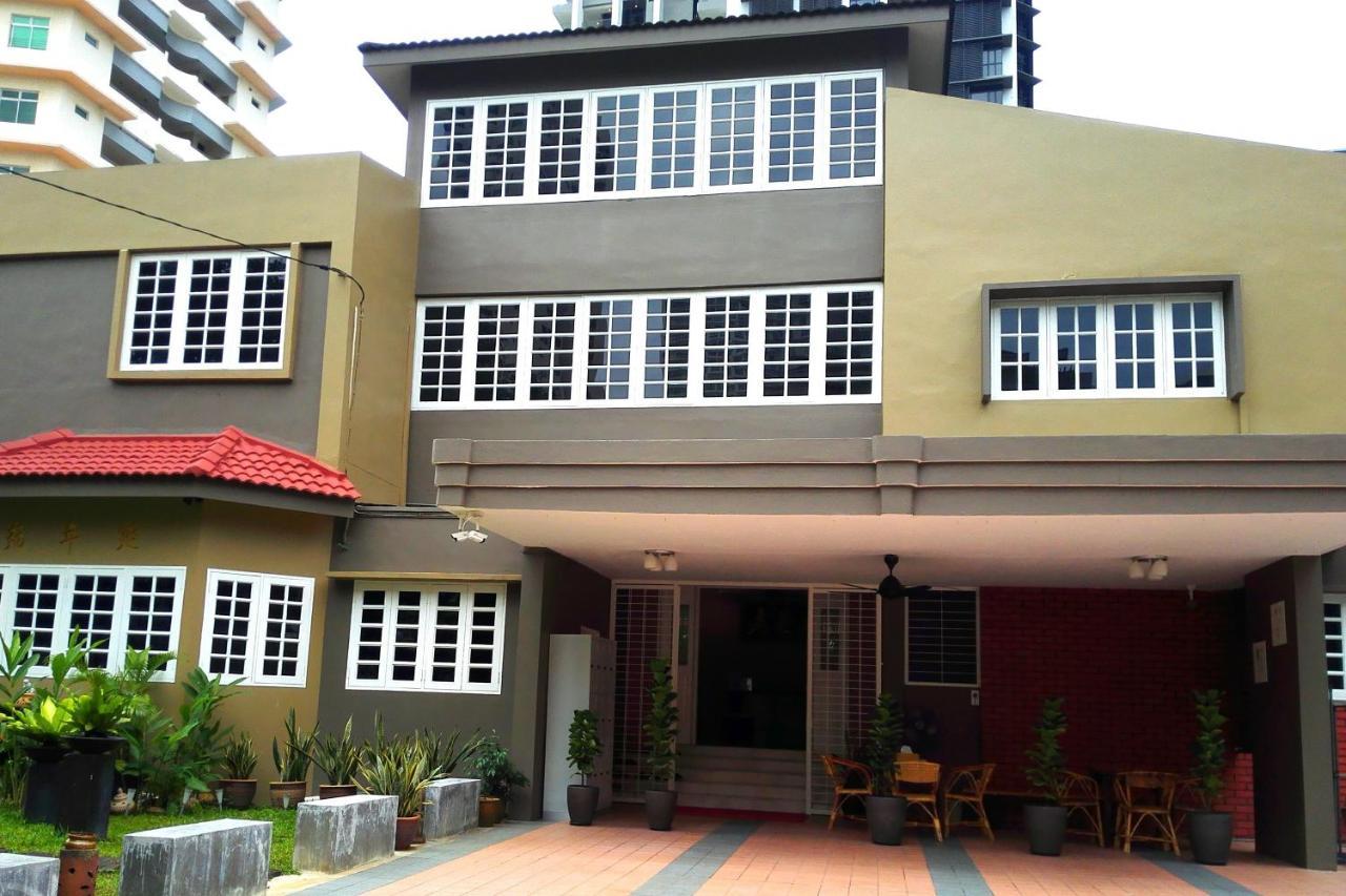 Concordia Inn George Town Bagian luar foto